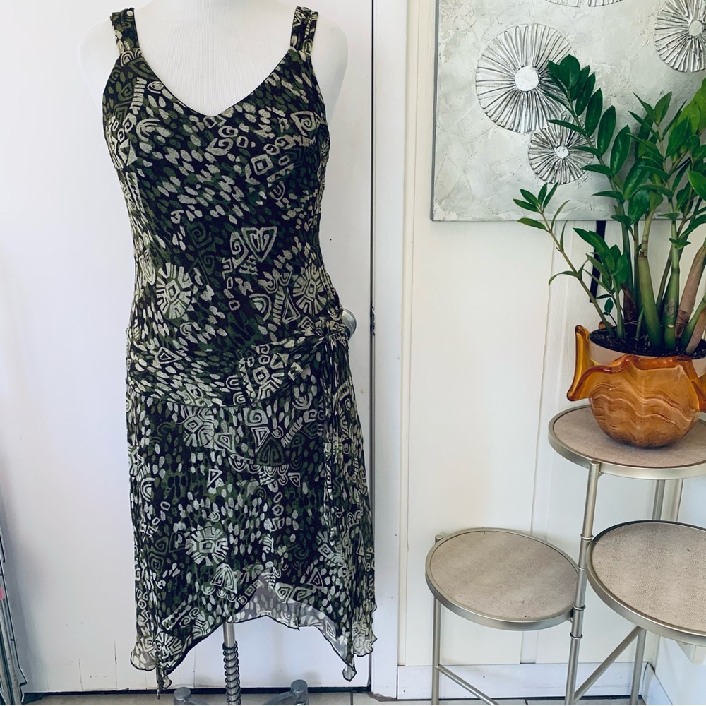 NWOT Jonathan Martin Studio 100%silk printed dress size 12
